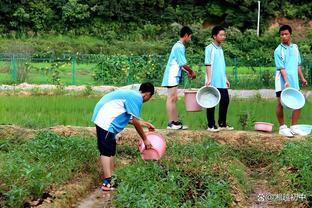 哈姆：经历客场之旅后大家今晚打得有气无力 对反击的表现满意