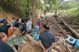 刘若钒：这几场比赛球队越来越好，最后一传、一射还需要提升